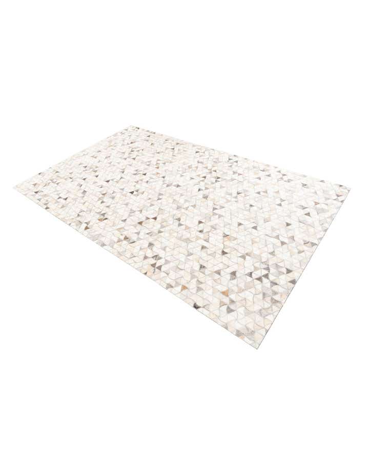 4' 10 x 7' 10 Cowhide Leather Rug