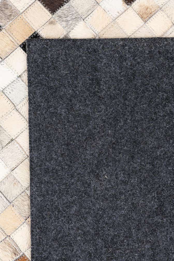 5' x 8' 1 Cowhide Leather Rug