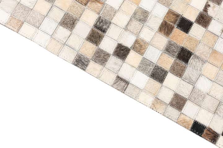 5' 1 x 8' Cowhide Leather Rug