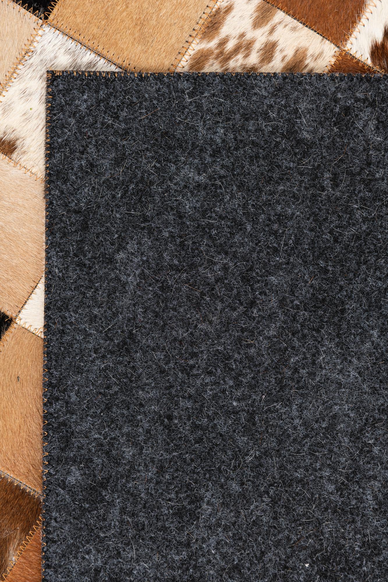 5' x 8' 1 Cowhide Leather Rug