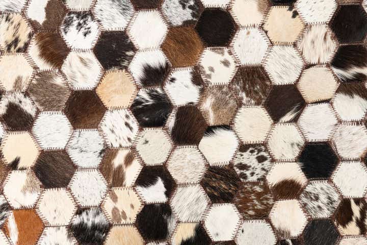 5' 1 x 8' Cowhide Leather Rug
