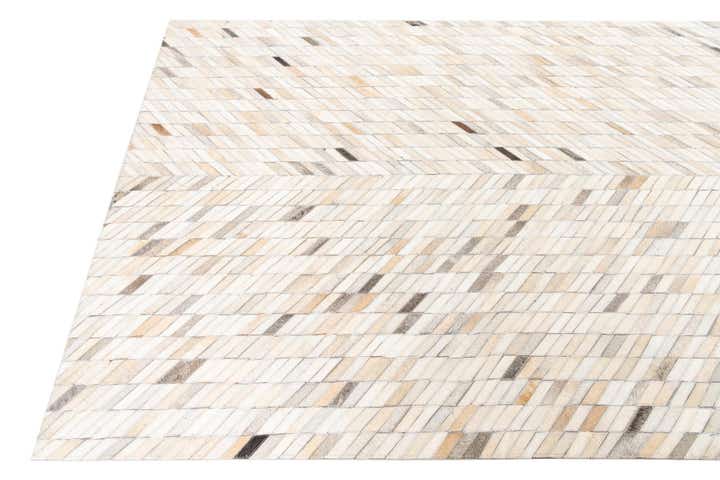 5' x 8' Cowhide Leather Rug