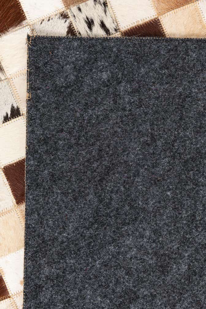 5' x 8' Cowhide Leather Rug