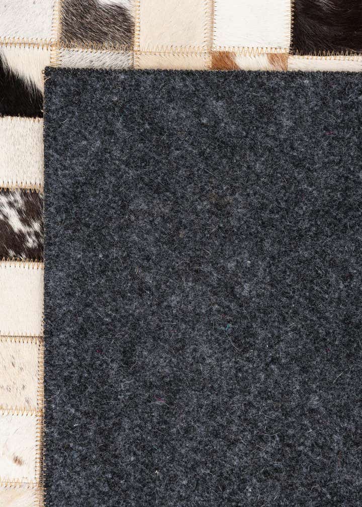 5' x 8' Cowhide Leather Rug