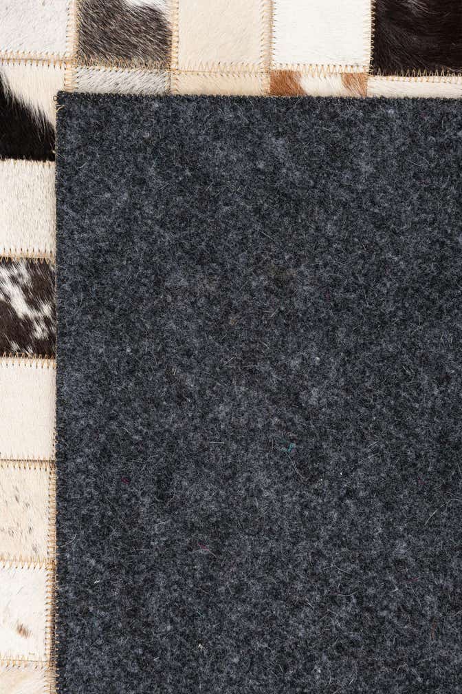 5' x 8' Cowhide Leather Rug