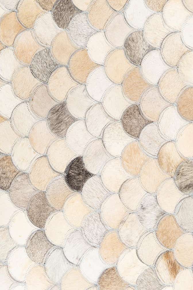 5' 1 x 8' Cowhide Leather Rug