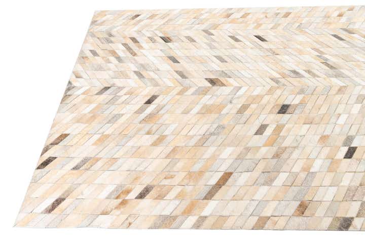 5' x 8' Cowhide Leather Rug