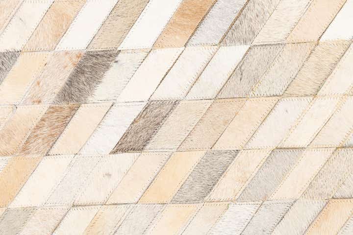 5' x 8' Cowhide Leather Rug