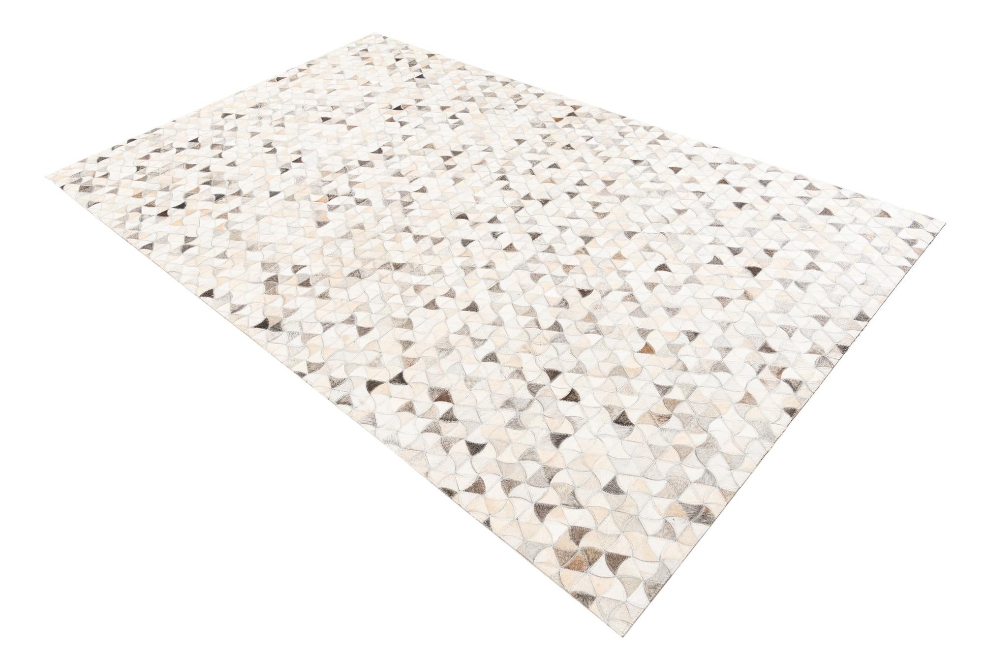 5' x 8' Cowhide Leather Rug