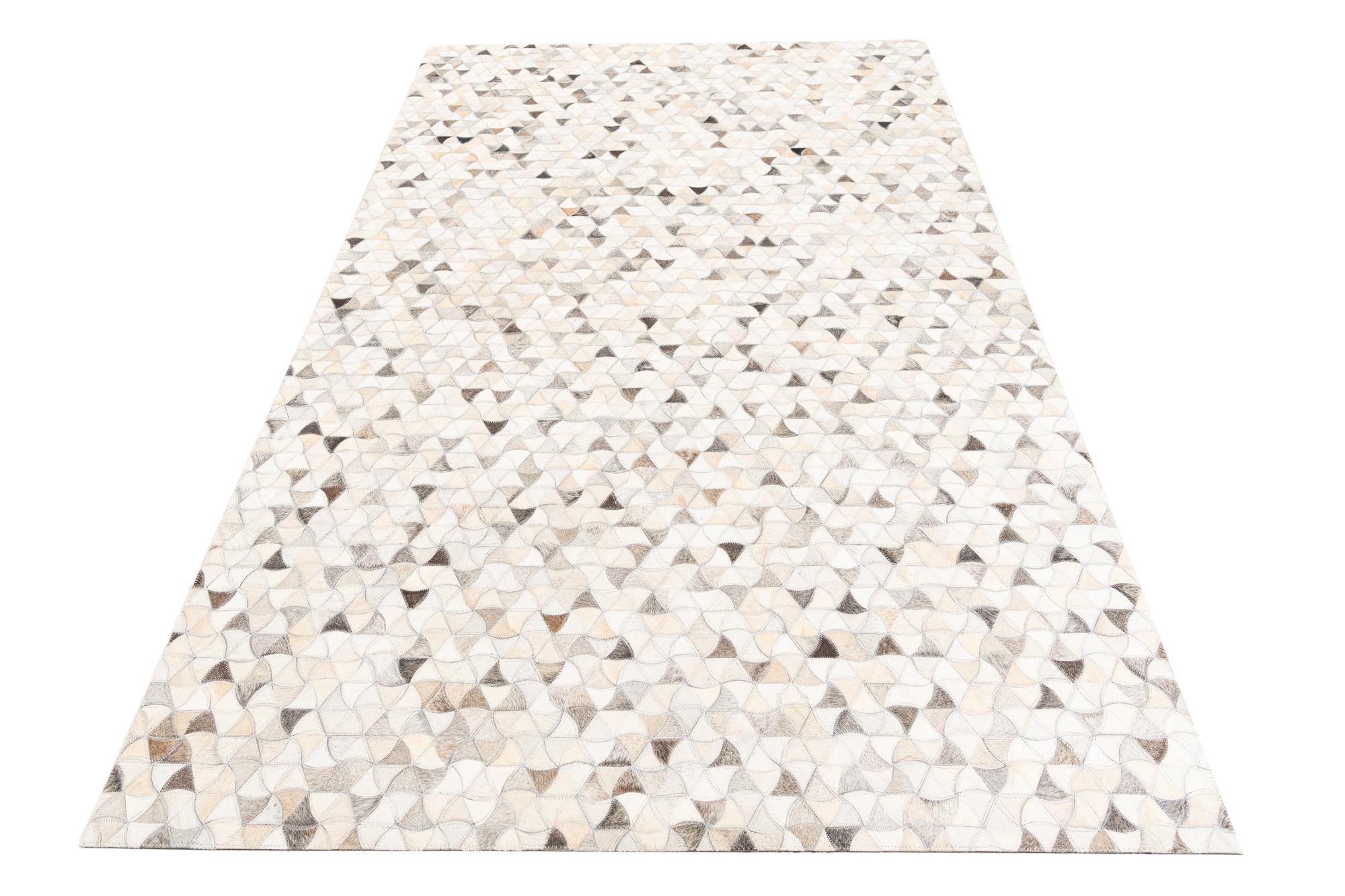 5' x 8' Cowhide Leather Rug