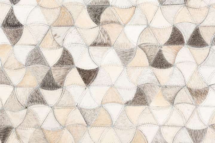5' x 8' Cowhide Leather Rug