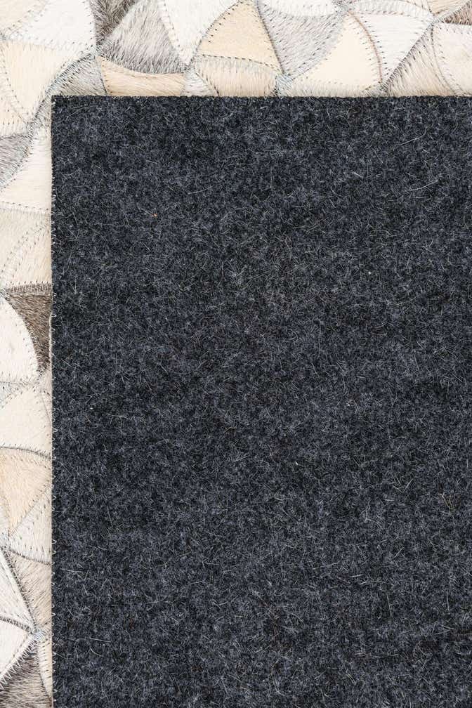 5' x 8' Cowhide Leather Rug