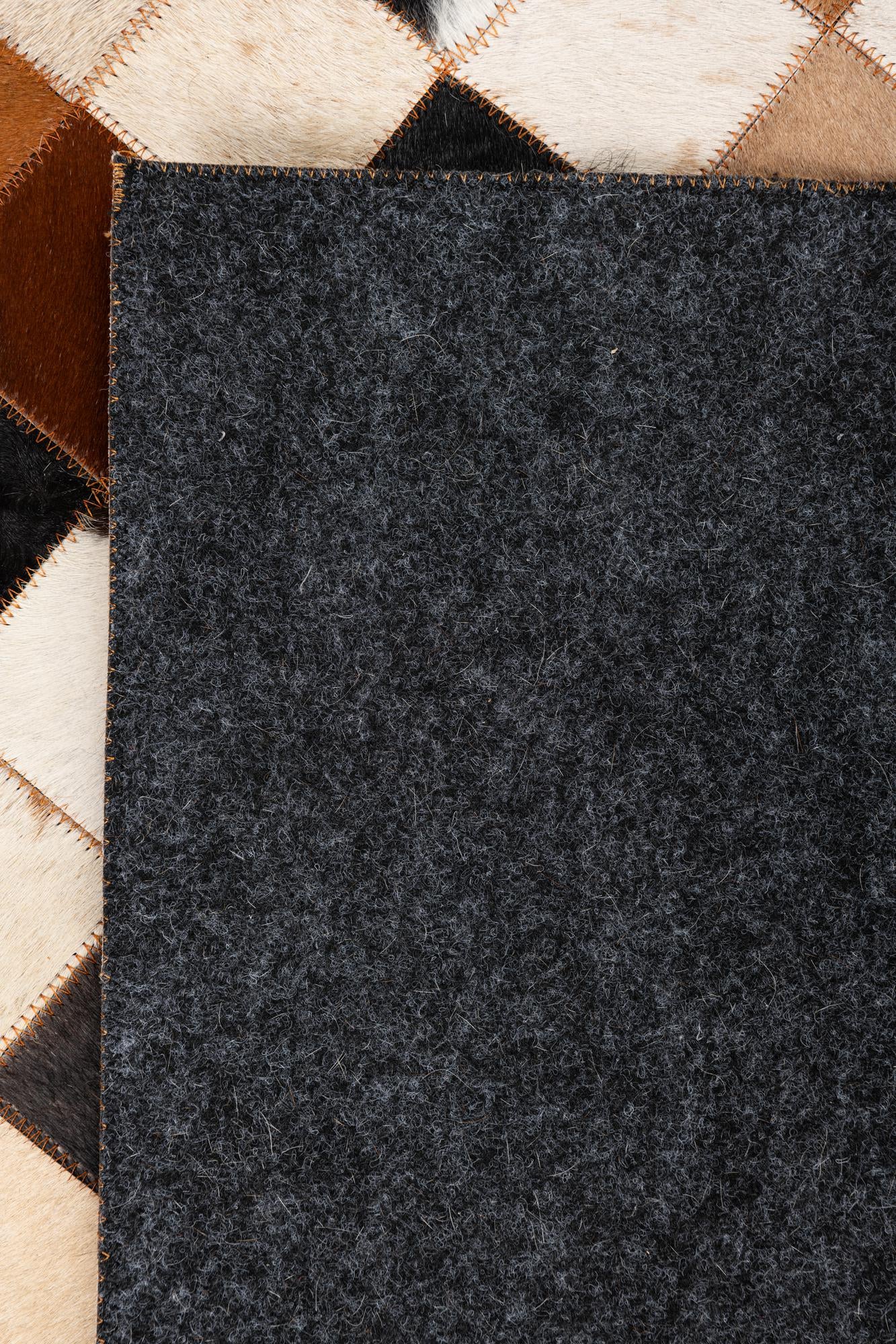 5' x 8' Cowhide Leather Rug