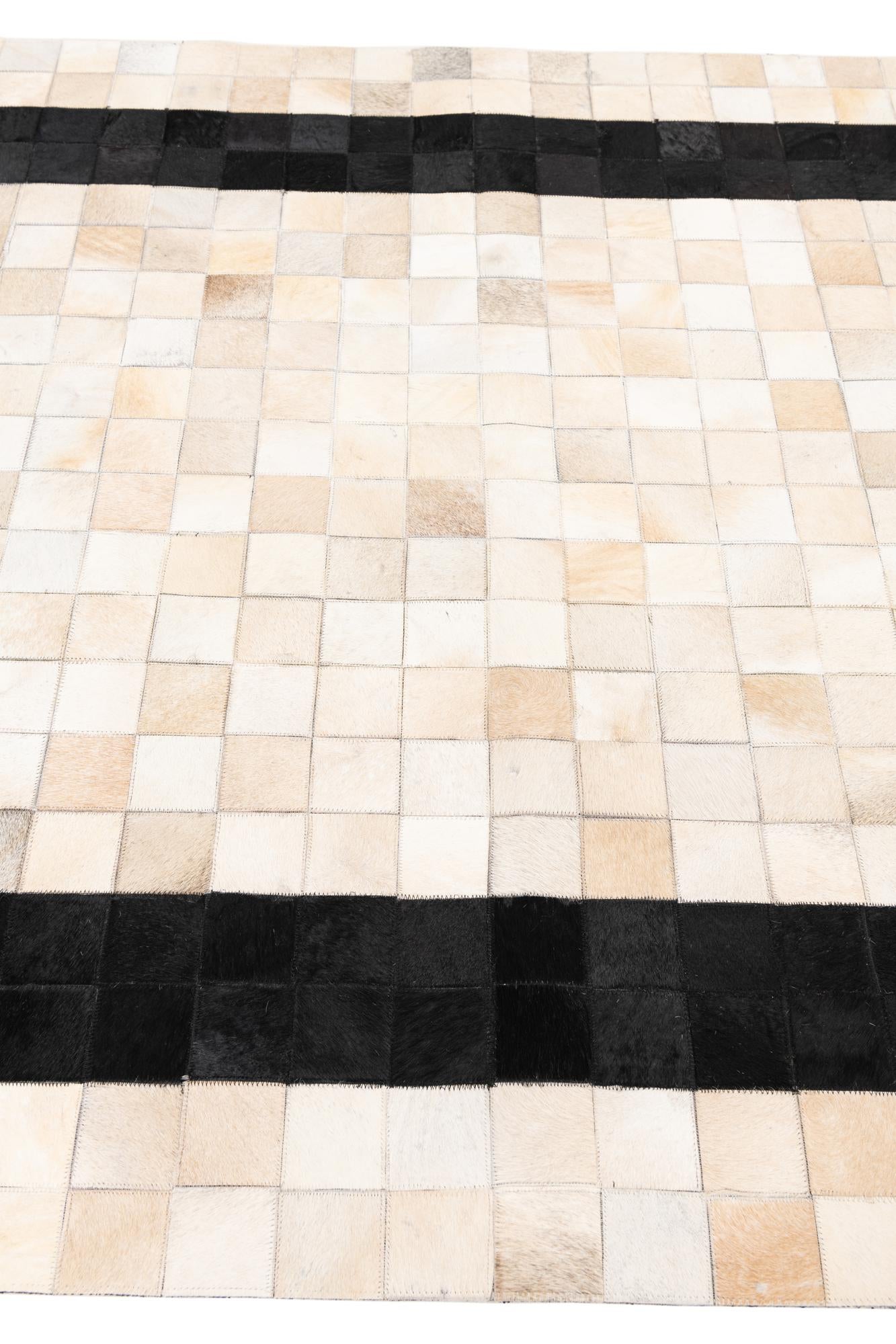 5' x 8' Cowhide Leather Rug