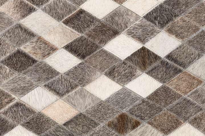 5' x 8' Cowhide Leather Rug