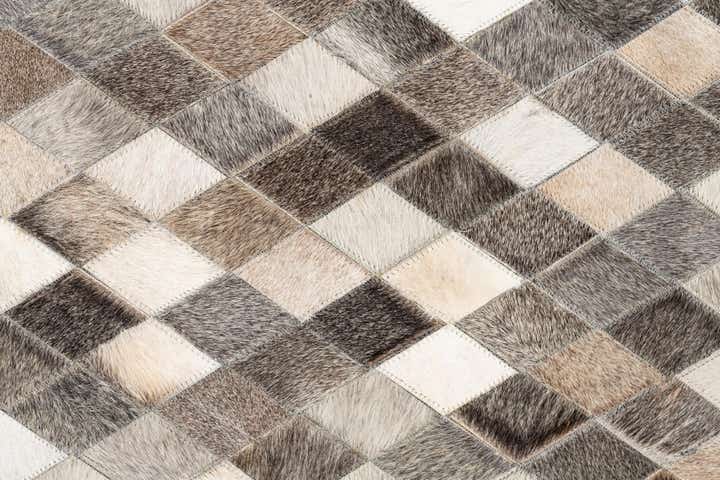 5' x 8' Cowhide Leather Rug