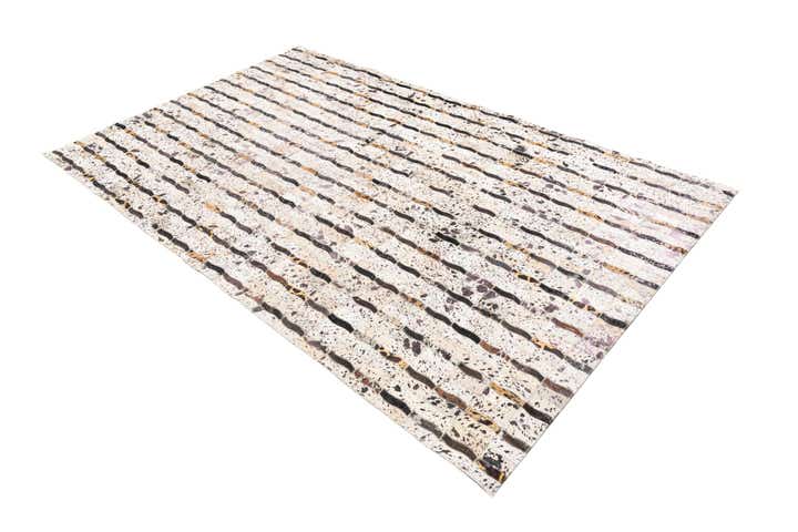 5' x 8' Cowhide Leather Rug