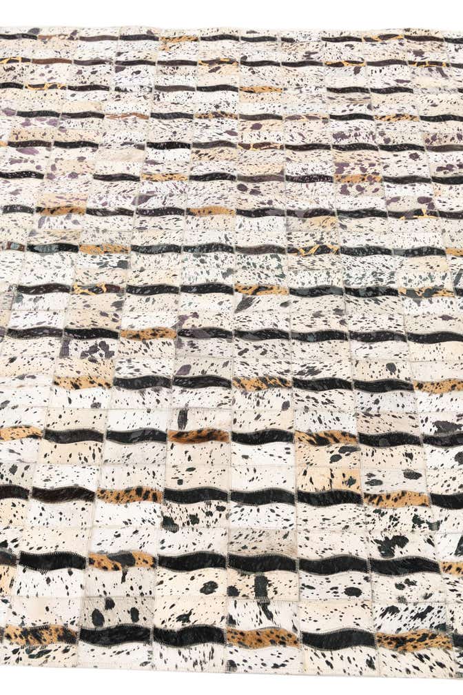 5' x 8' Cowhide Leather Rug