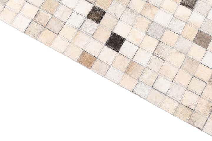 5' x 8' Cowhide Leather Rug
