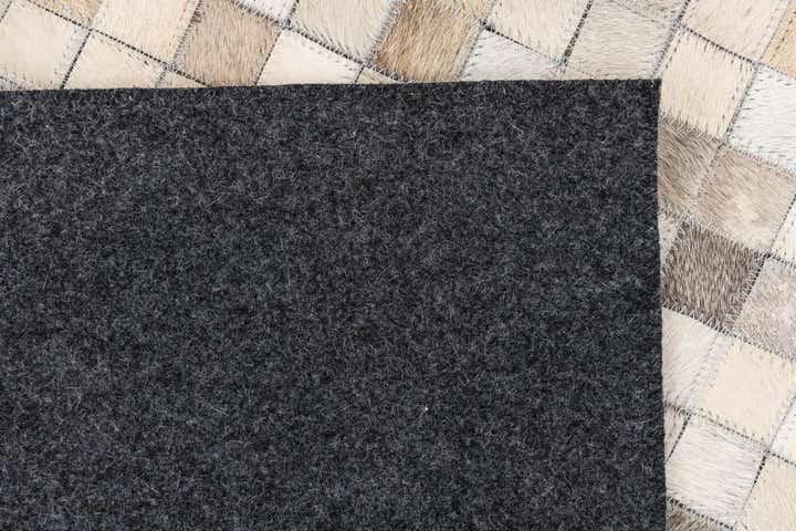 5' x 8' Cowhide Leather Rug