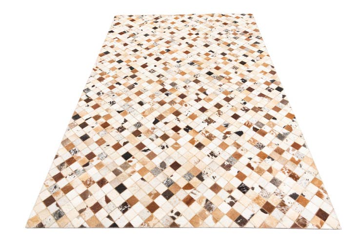 Detail image of 5' x 7' 10 Cowhide Leather Rug