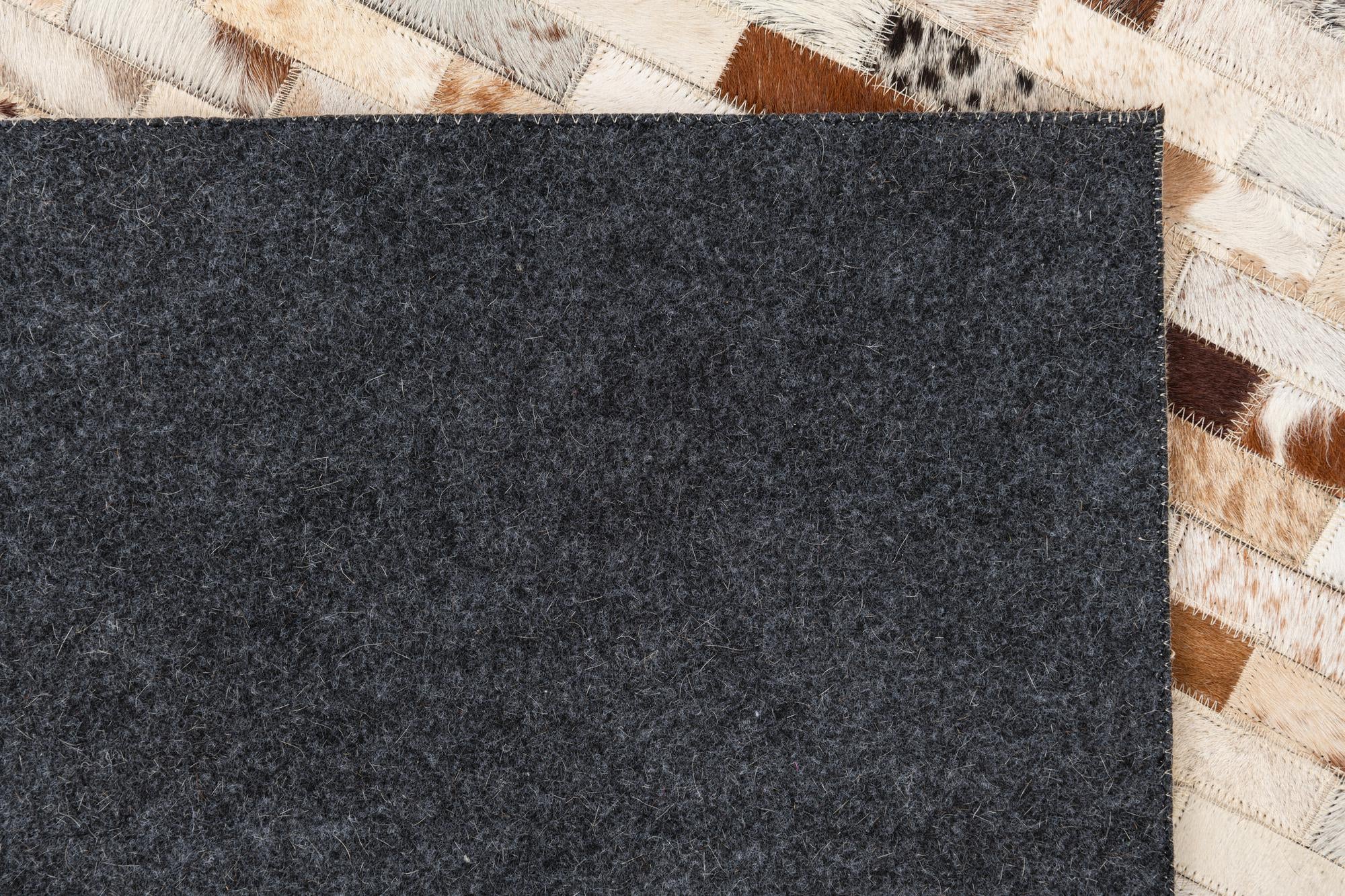 5' x 8' Cowhide Leather Rug