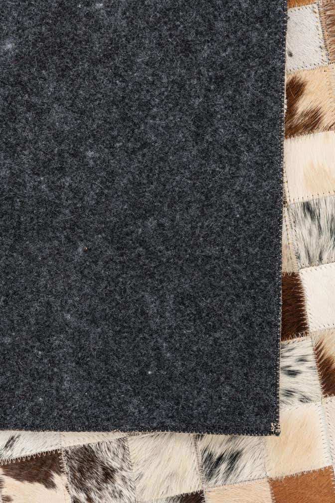 5' 1 x 8' Cowhide Leather Rug