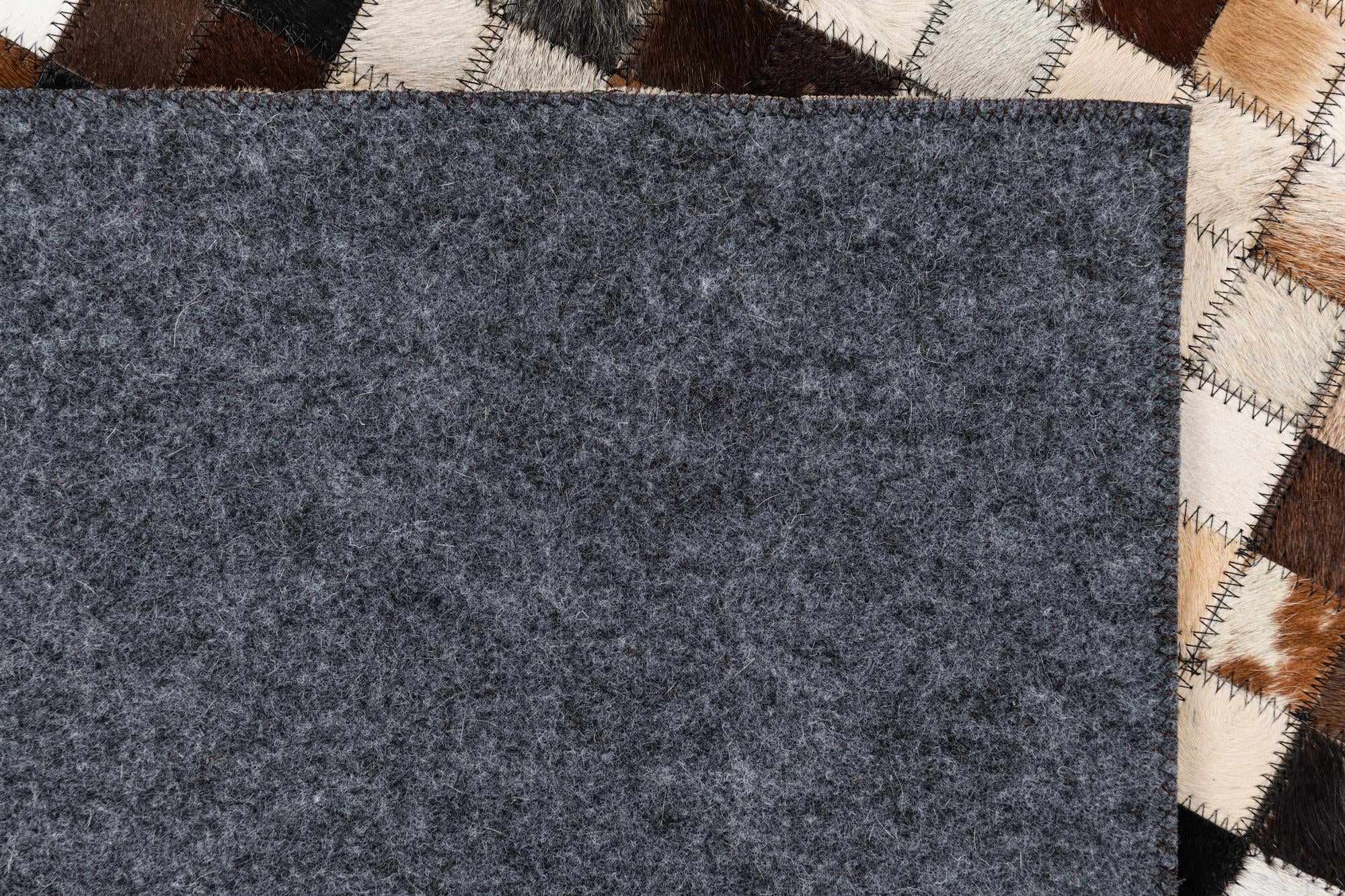 5' x 7' 10 Cowhide Leather Rug