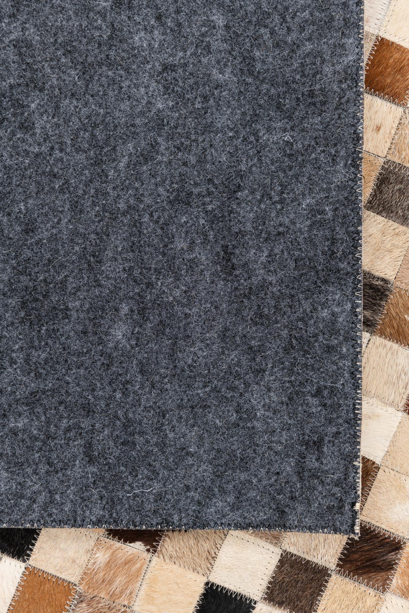 5' x 8' Cowhide Leather Rug