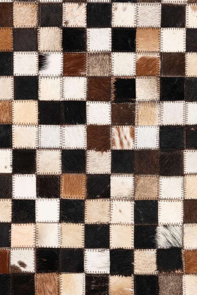 5' 1 x 8' Cowhide Leather Rug