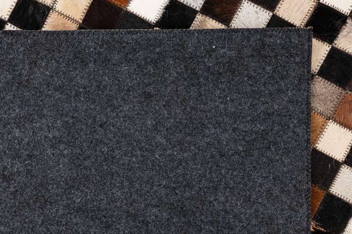 5' 1 x 8' Cowhide Leather Rug