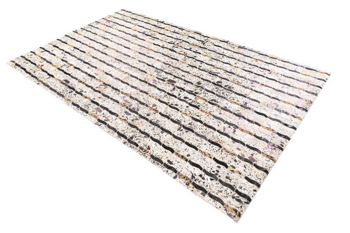 5' x 8' Cowhide Leather Rug
