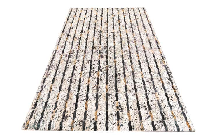 5' x 8' Cowhide Leather Rug