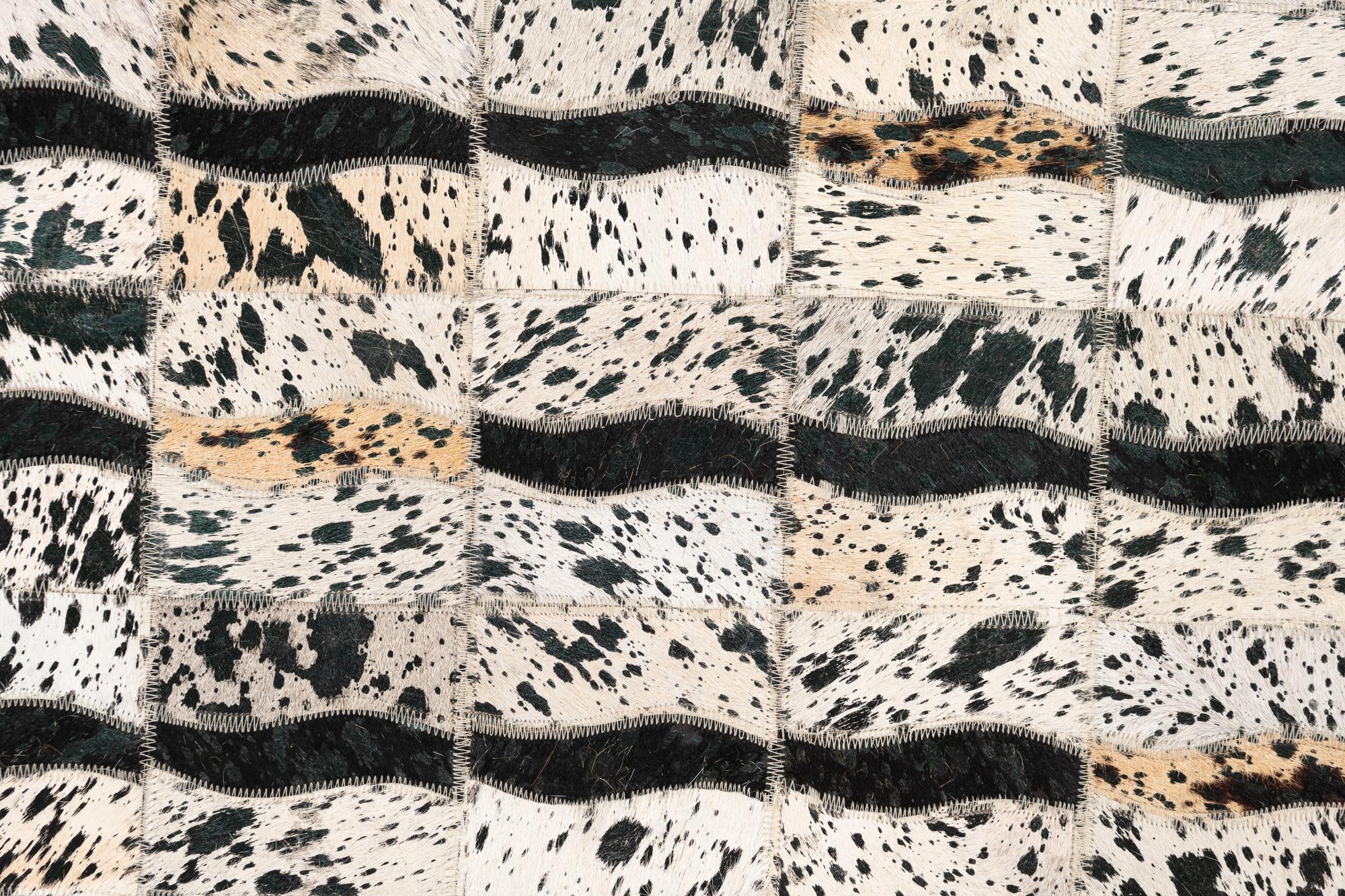 5' x 8' Cowhide Leather Rug