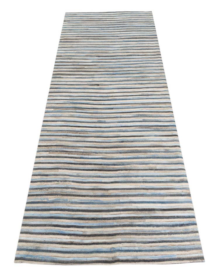 Detail image of 5' 1 x 7' 5 Cowhide Leather Rug