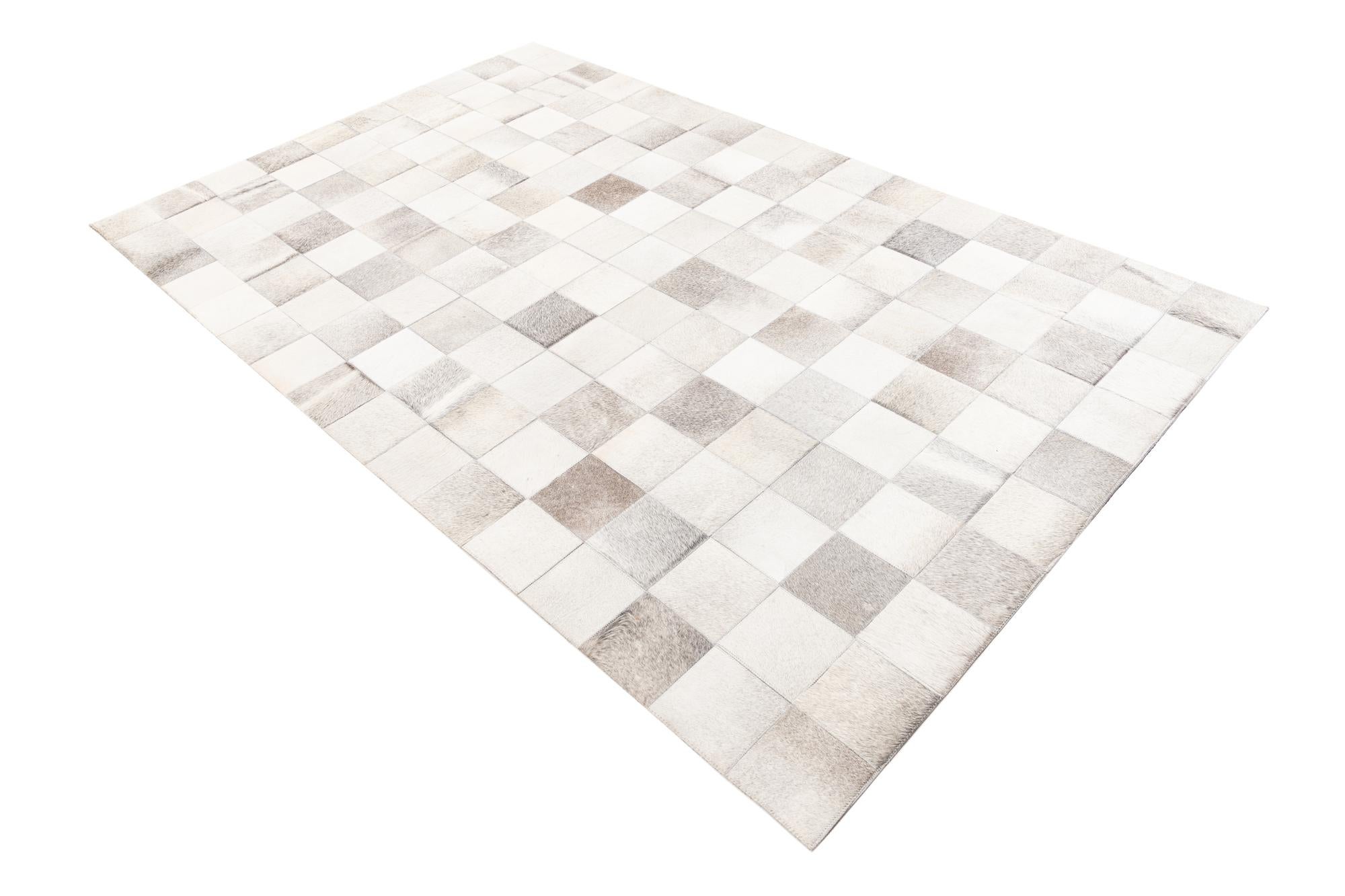 5' x 8' Cowhide Leather Rug