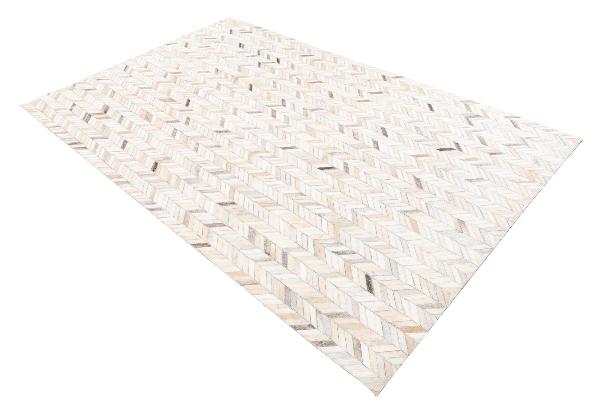 5' x 8' Cowhide Leather Rug