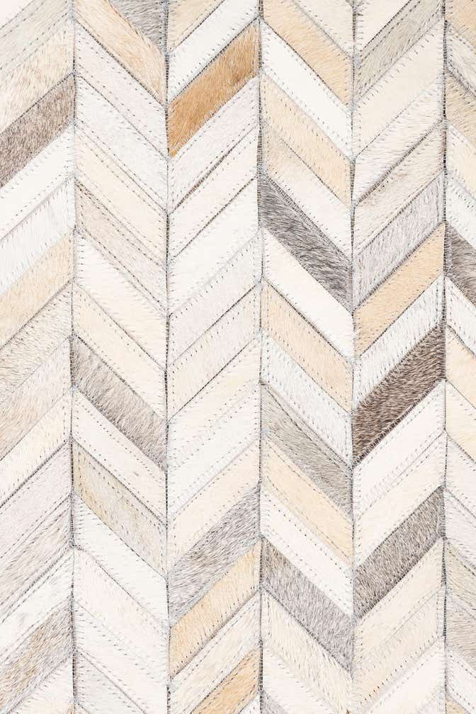 5' x 8' Cowhide Leather Rug