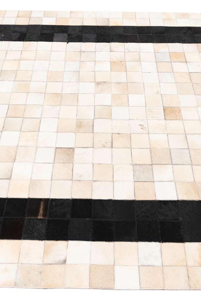 5' x 8' Cowhide Leather Rug