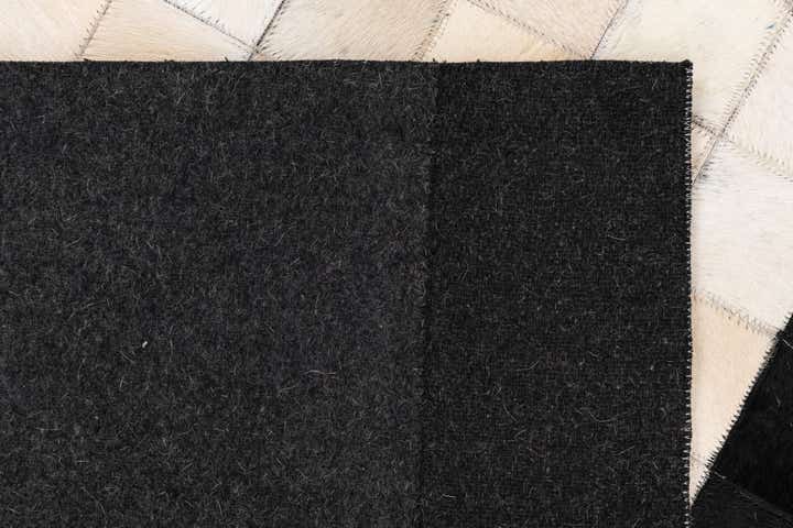 5' x 8' Cowhide Leather Rug