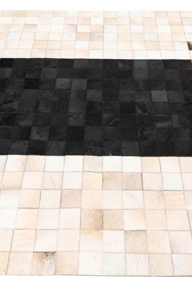 5' x 8' Cowhide Leather Rug