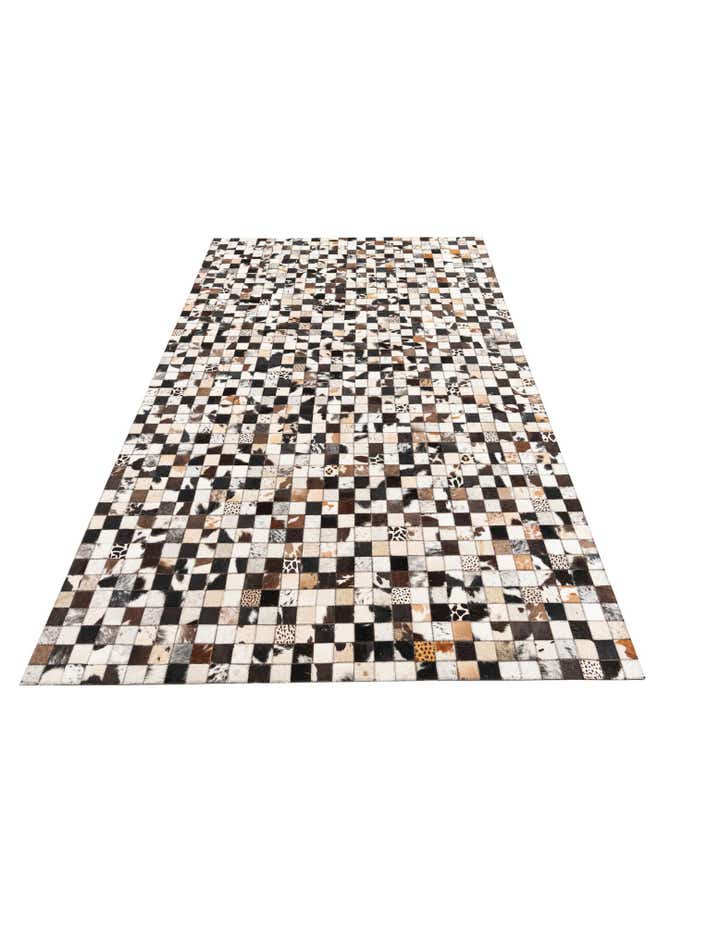 5' x 8' Cowhide Leather Rug