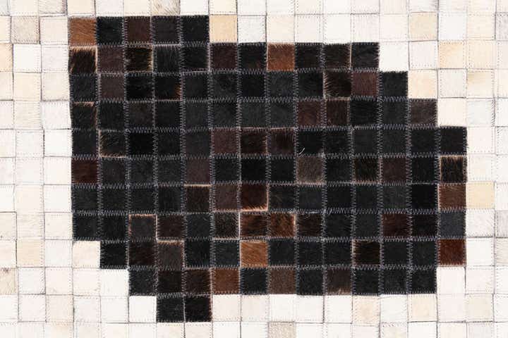 5' 2 x 8' Cowhide Leather Rug