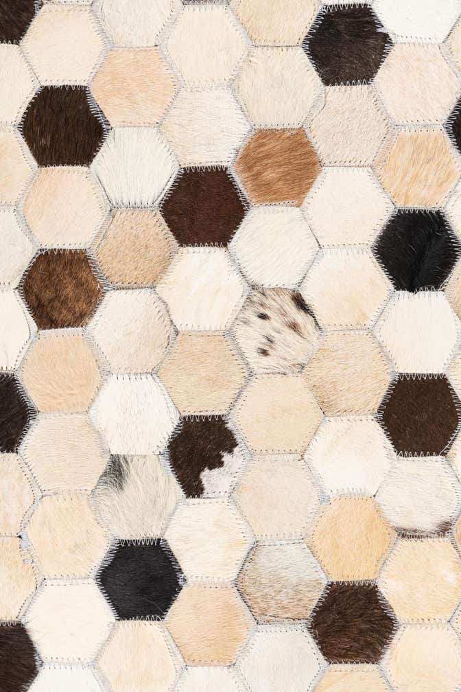 5' 1 x 8' Cowhide Leather Rug