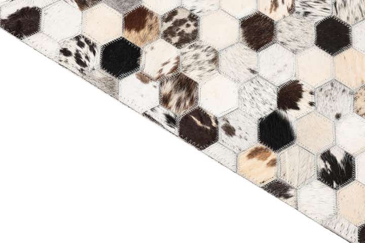 5' x 8' Cowhide Leather Rug