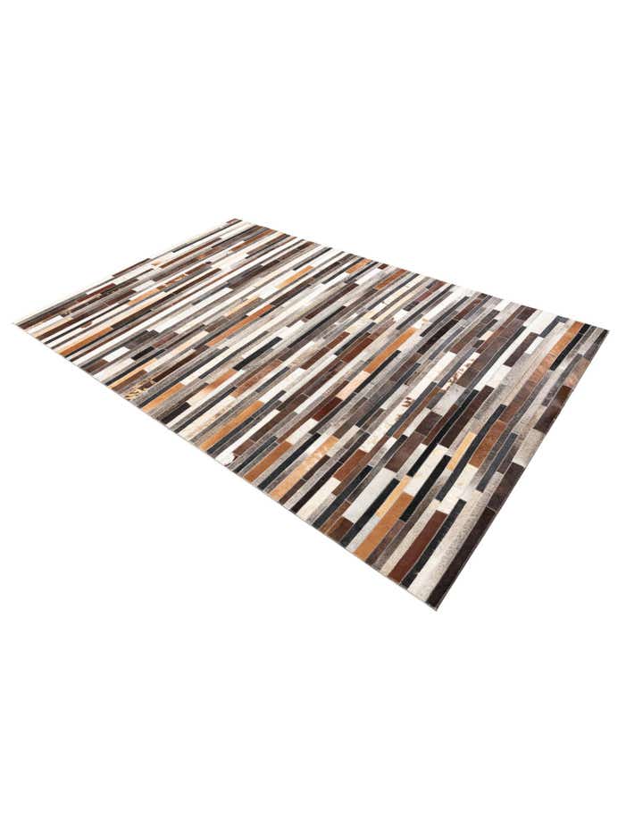 5' x 7' 9 Cowhide Leather Rug