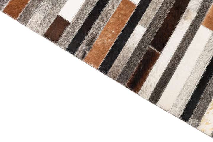 5' x 7' 9 Cowhide Leather Rug