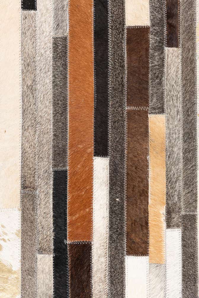 5' x 7' 9 Cowhide Leather Rug