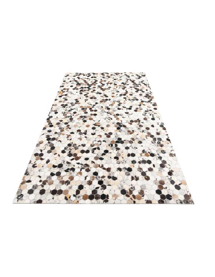 5' x 8' Cowhide Leather Rug