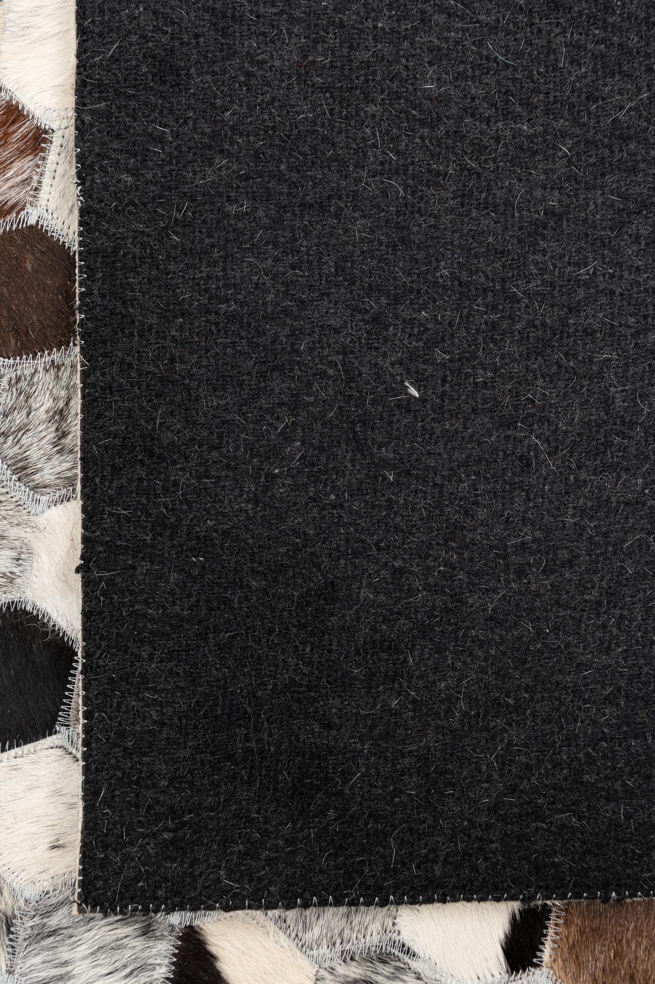 5' x 8' Cowhide Leather Rug